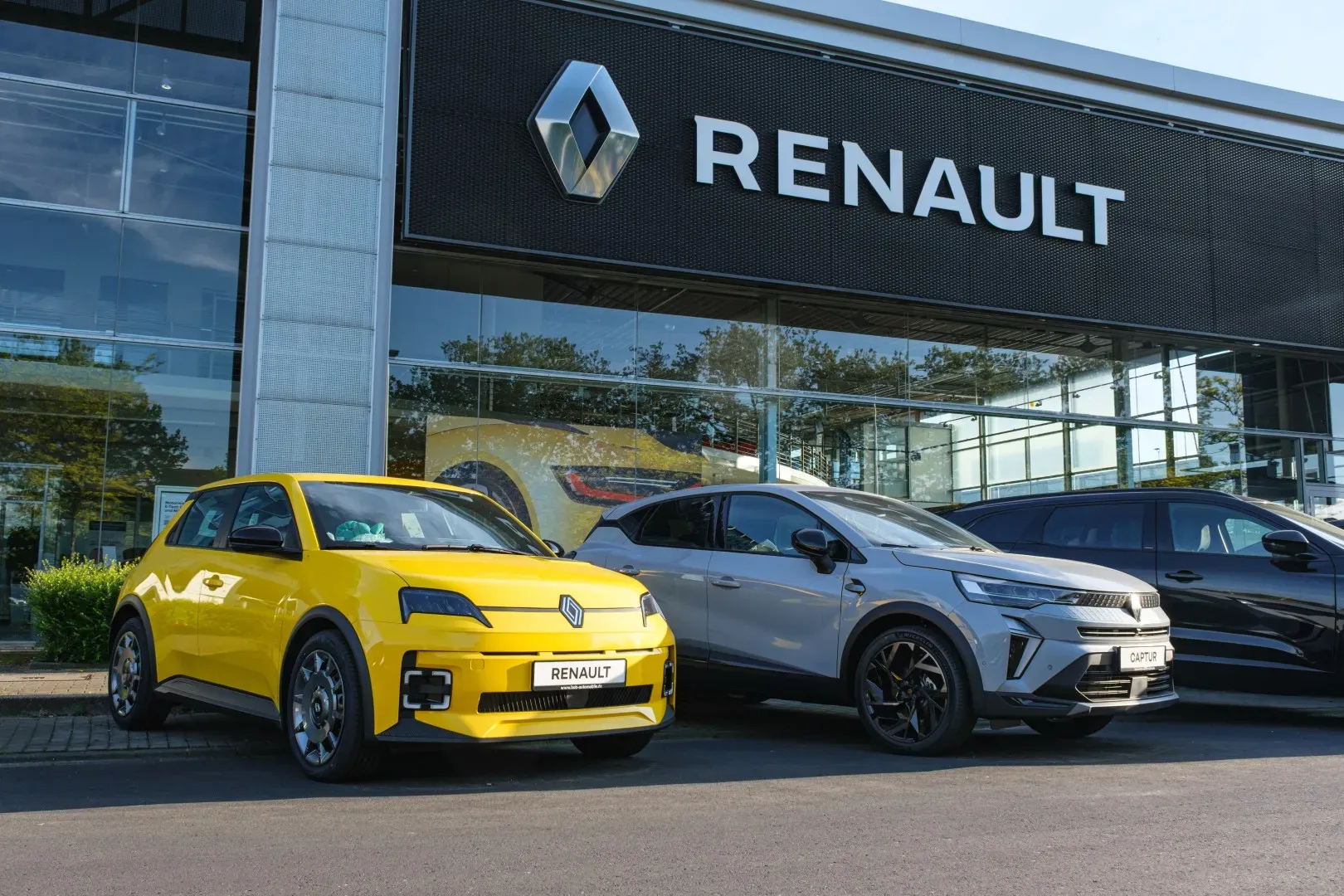 garage-bonhomme-renault-la-croix-valmer-voiture-occasion